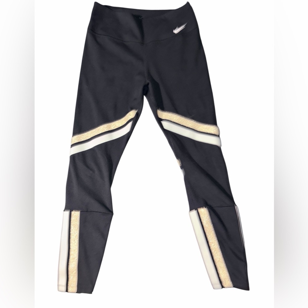 Nike Women's One Icon Clash Dri-FIT Metallic-Stripe Leggings